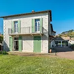 Au Grand Bed & Breakfast 3*