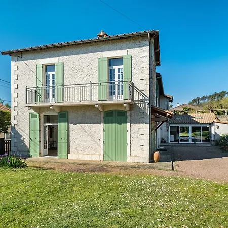 Au Grand B&B Neuvic (Dordogne)