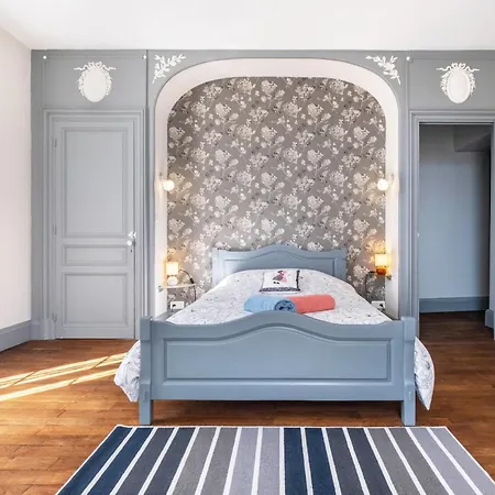 Au Grand Bed & Breakfast